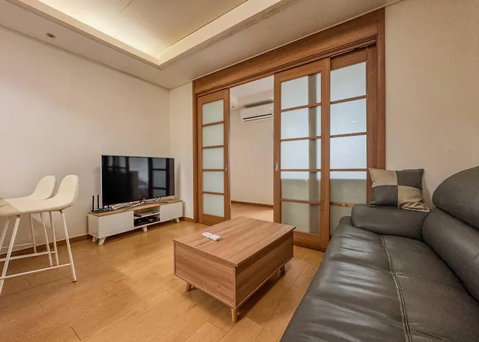 Appartement Yeoksam Gangnam 5min Cozy Urban Signature Awesome View *